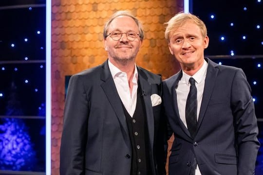 Olli Dittrich (l) und Moderator Pierre M.