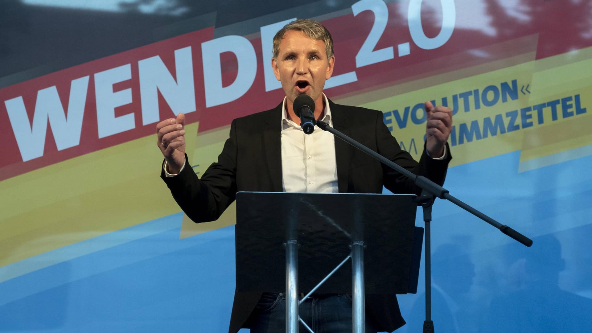 Björn Höcke bei einer Wahlkampfveranstaltung der AfD (Archivbild): Er wurde bei einer Demonstration als Faschist bezeichnet.