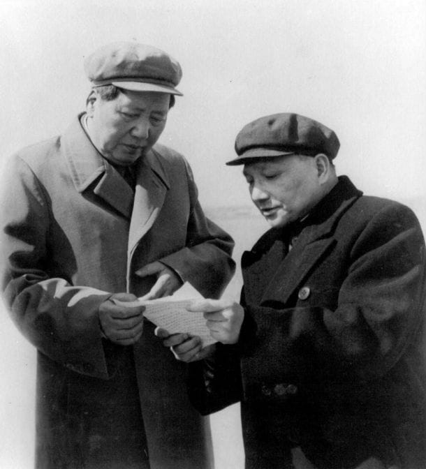 Mao Zedong und Deng Xiaoping.