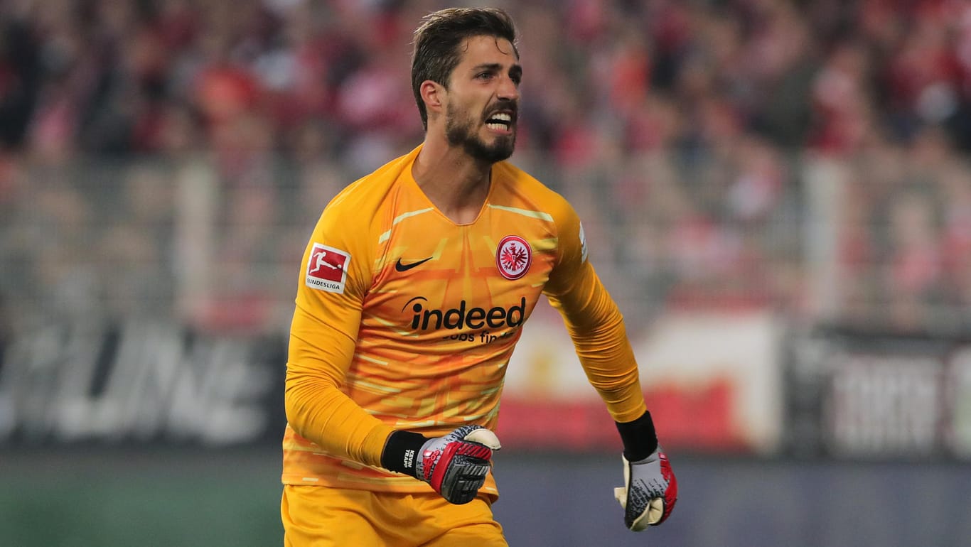 Wird Eintracht Frankfurt lange fehlen: Torwart Kevin Trapp.