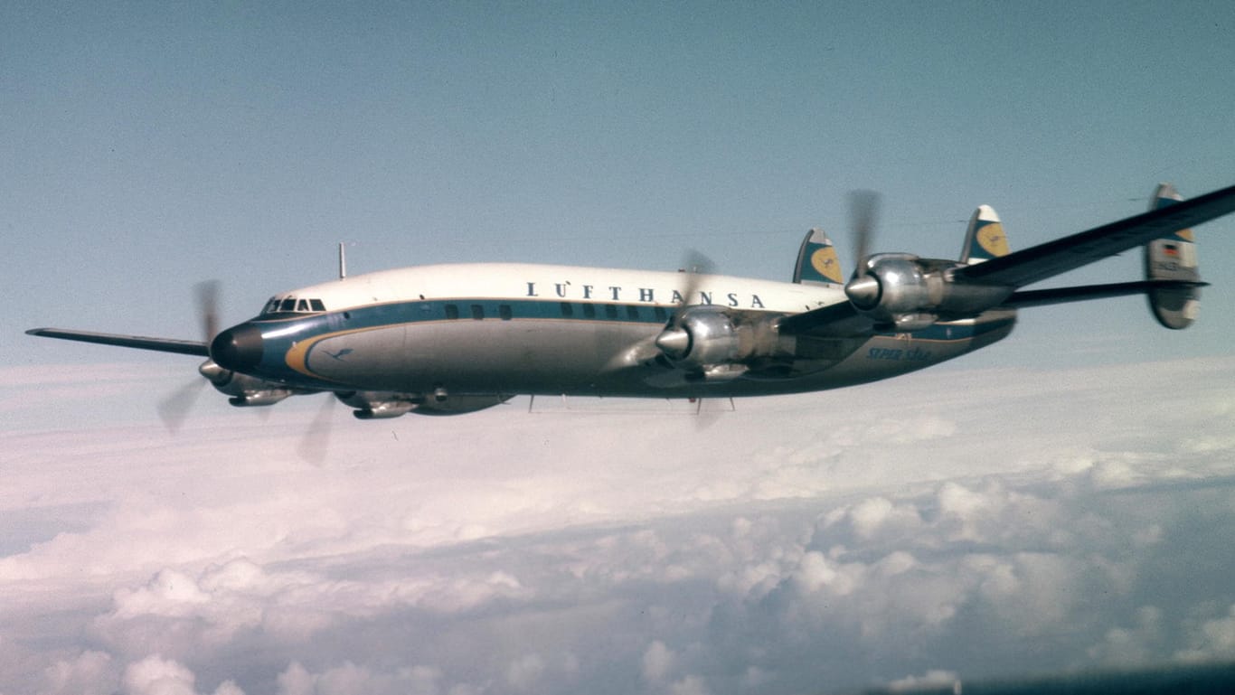 Eine Lockheed L-1649A Super Star: Die Lufthansa wollte das Flugzeug für ihre Traditionsflotte restaurieren.