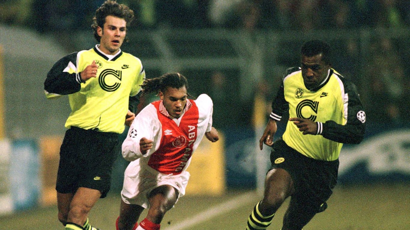 März 1996: Berger (li.) und Julio Cesar in der Champions League gegen Ajax Amsterdam.