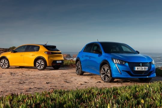 Peugeot frischt den 208 auf und bietet den Kleinwagen in der neuen Generation auch als E-Modell an.