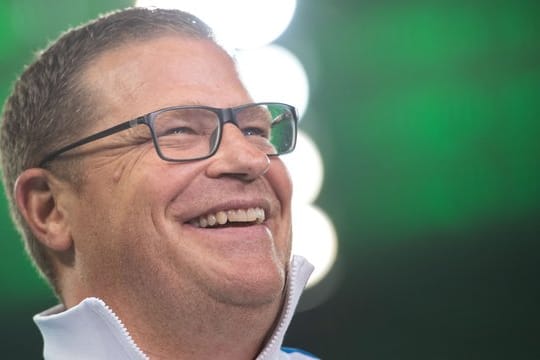 Max Eberl hat einen Wechsel zum FC Bayern für die Zukunft nicht ausgeschlossen.