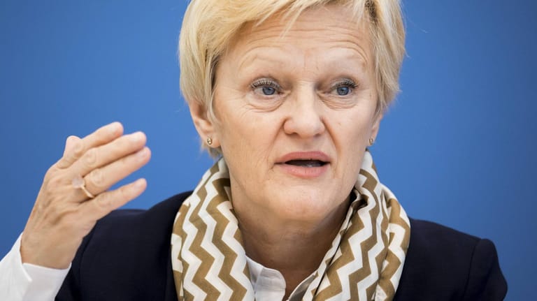 Renate Künast: Die Grünen-Bundestagsabgeordnete wurde auf Facebook unter anderem als "Geisteskranke" bezeichnet.