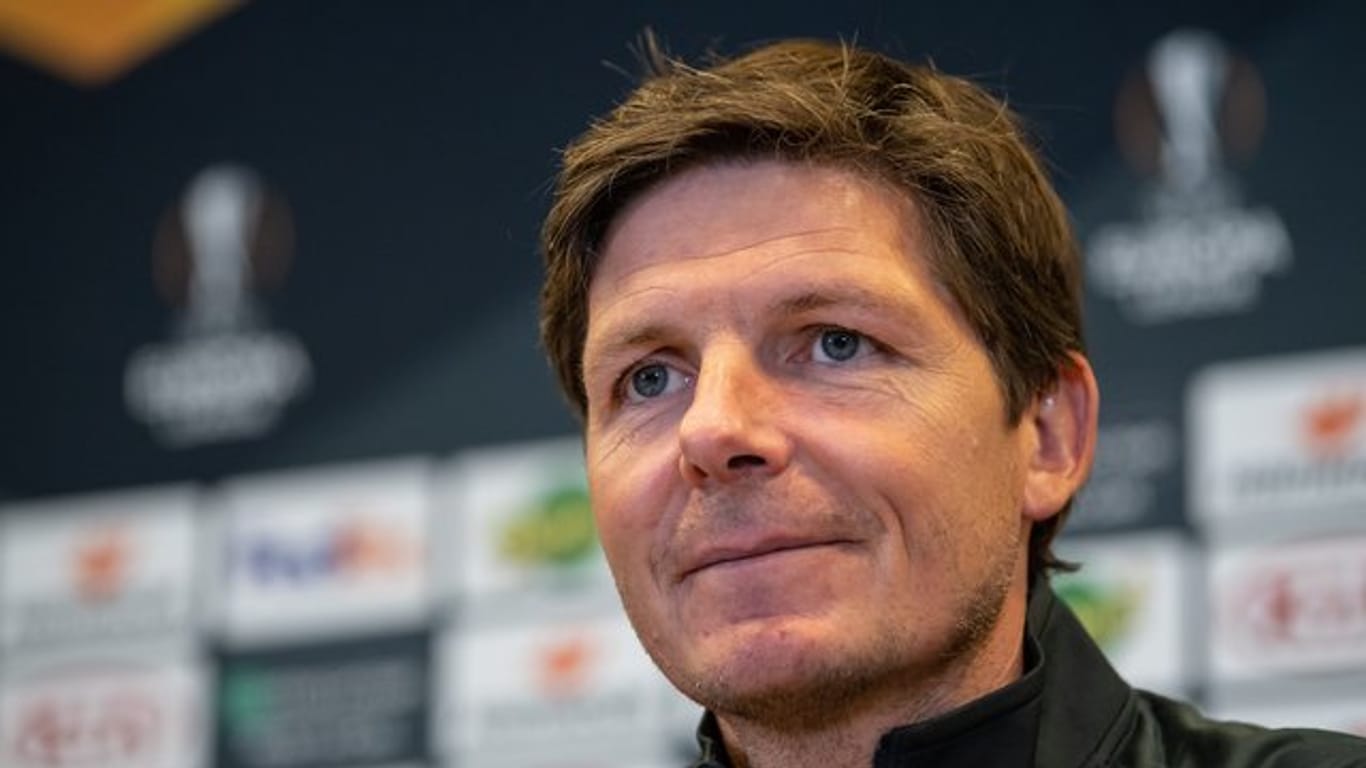 Wolfsburgs Trainer Oliver Glasner stellt bei der Pressekonferenz klar: "Wir wollen hier morgen gewinnen.