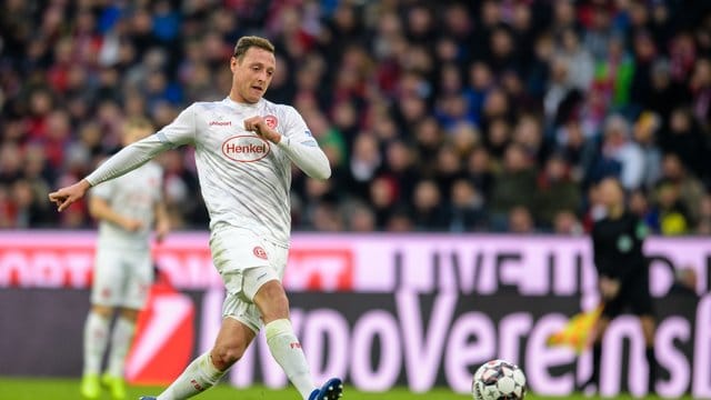 Der Düsseldorfer Robin Bormuth im Auswärtstrikot der vergangenen Saison. Der Düsseldorfer Robin Bormuth im Auswärtstrikot der vergangenen Saison.