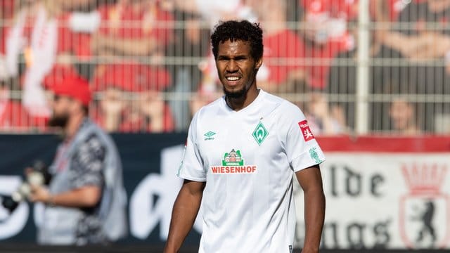 Theodor Gebre Selassie würde gerne bei Werder Bremen bleiben.
