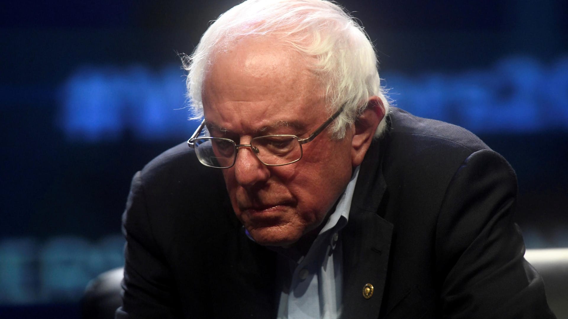 US-Demokrat Bernie Sanders (78) ist offenbar mit Herzproblemen ins Krankenhaus gekommen. US-Demokrat Bernie Sanders (78) ist offenbar mit Herzproblemen ins Krankenhaus gekommen.