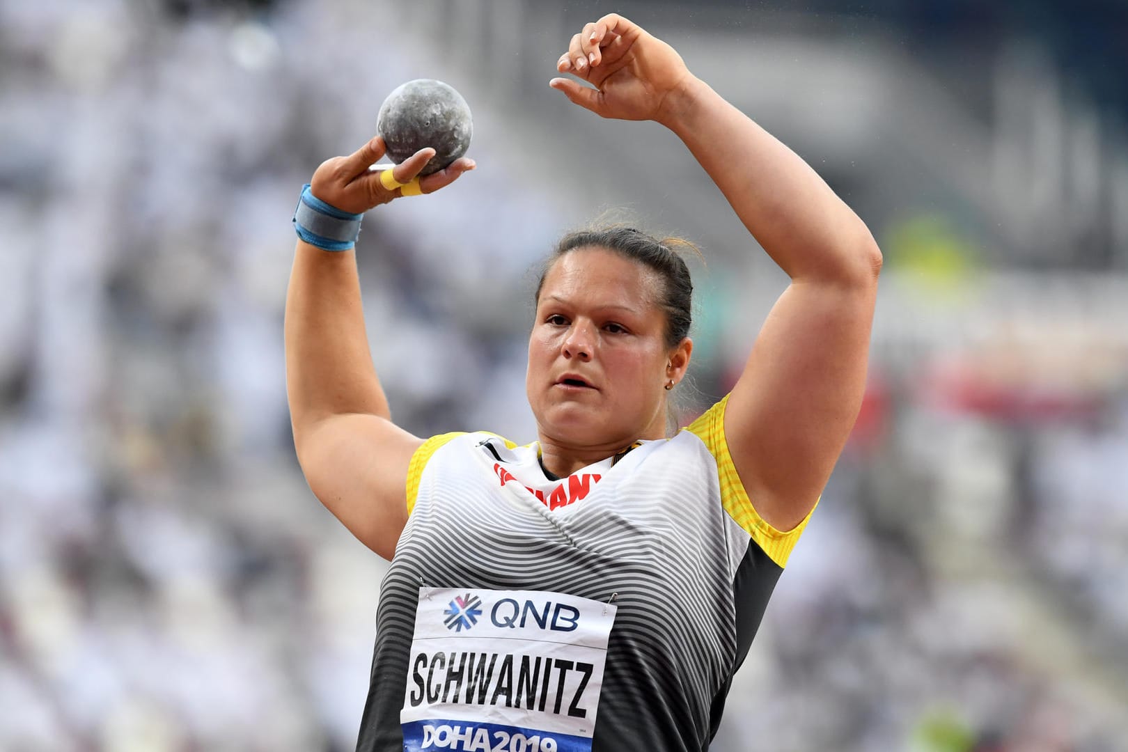 Kugelstoßerin Christina Schwanitz: Die 33-Jährige greift in Doha nach einer Medaille.