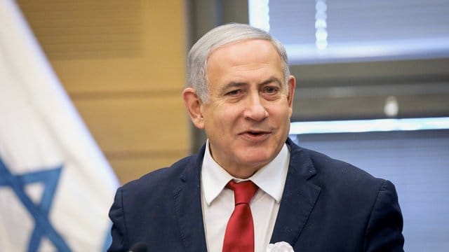 Benjamin Netanjahu, Premierminister von Israel, spricht während der Fraktionssitzung der Likud-Partei, vor der Vereidigung des 22. Benjamin Netanjahu, Premierminister von Israel, spricht während der Fraktionssitzung der Likud-Partei, vor der Vereidigung des 22.