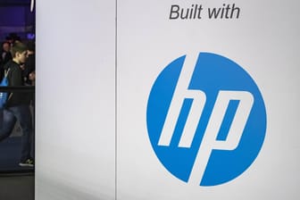 HP Logo: Vor allem beim Backoffice-Support soll es Jobstreichungen geben.