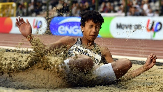 Weitspringerin Malaika Mihambo geht selbstbewusst und zuversichtlich in ihren Wettkampf bei der Leichtathletik-WM.