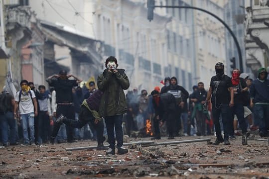 Proteste gegen Preiserhöhungen: In Ecuador herrscht der Ausnahmezustand.