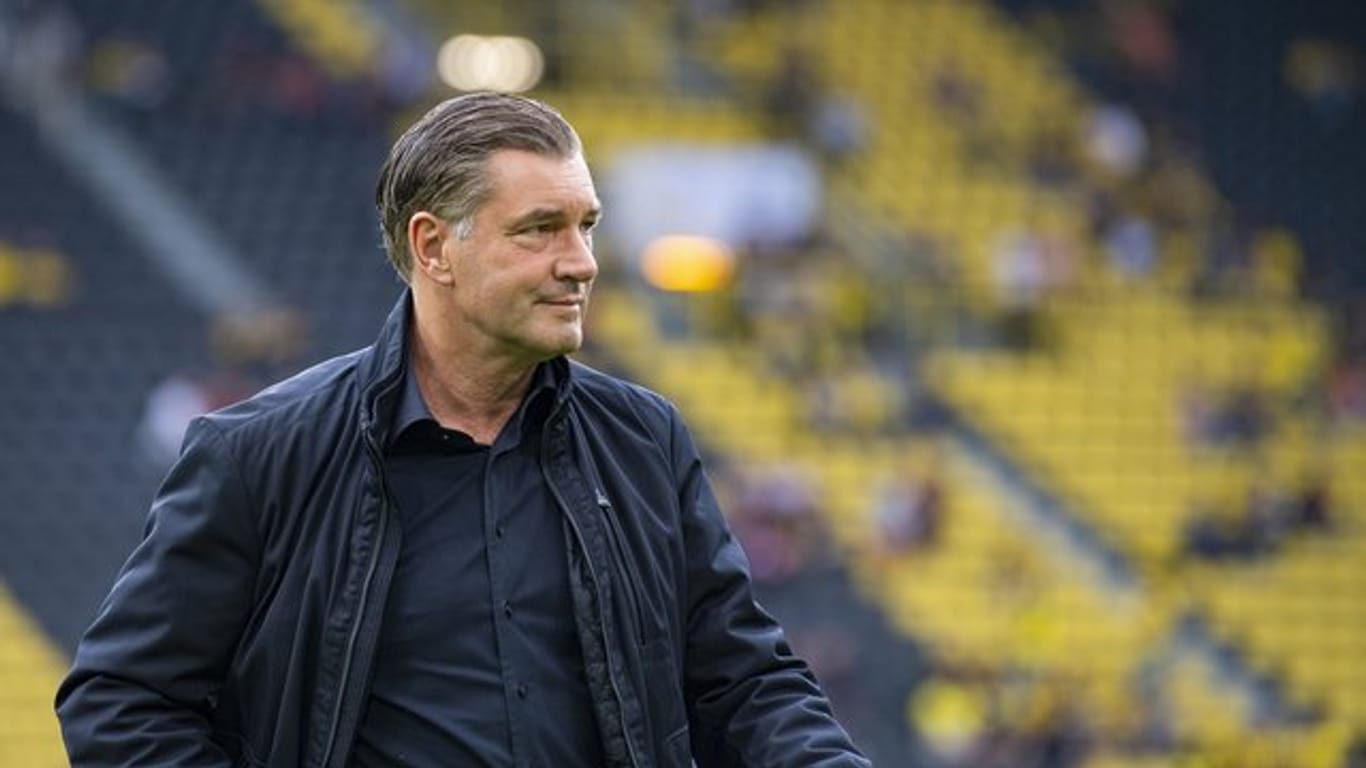 Zorc hat mit Unverständnis auf die Verbalattacke des ehemaligen BVB-Profis gegen Geschäftsführer Watzke reagiert.