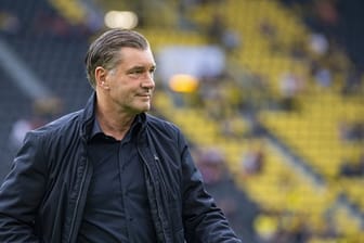 Zorc hat mit Unverständnis auf die Verbalattacke des ehemaligen BVB-Profis gegen Geschäftsführer Watzke reagiert.