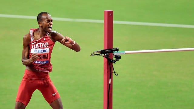 Mutaz Essa Barshim aus Katar feiert seinen Sieg im Hochsprung.