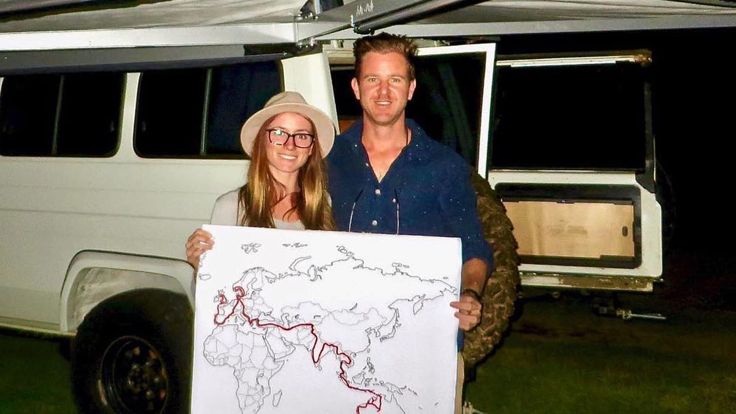 Jolie King und Mark Firkin: Die Australier war durch mehrere Länder gereist, bevor sie im September im Iran festgenommen wurden. Jolie King und Mark Firkin: Die Australier war durch mehrere Länder gereist, bevor sie im September im Iran festgenommen wurden.