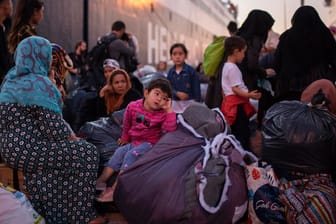 Hafen Piräus in Griechenland: Die EU registriert eine starke Zunahme der Flüchtlinge und Migranten.