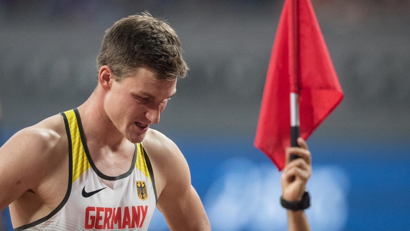 Enttäuscht: Thomas Röhler nach seinem Ausscheiden im Speerwurf-Wettbewerb bei der Leichtathletik-WM in Doha.