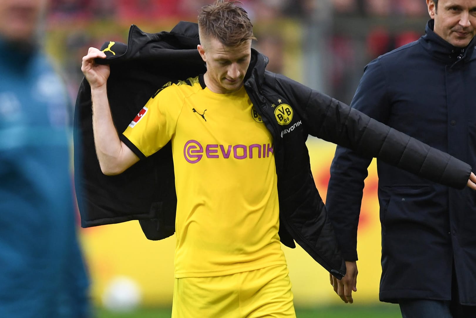Unzufrieden: BVB-Angreifer Marco Reus nach dem 2:2 in Freiburg.
