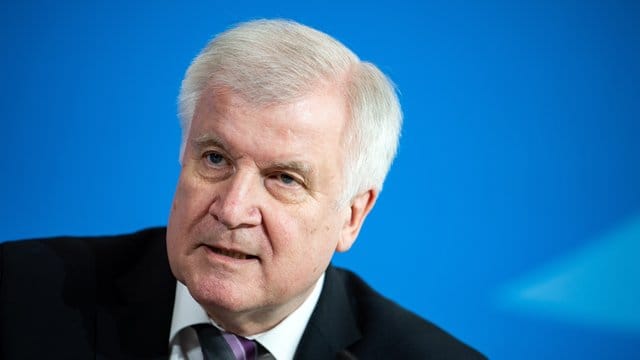 Horst Seehofer hatte zugesagt, dass Deutschland bis auf weiteres ein Viertel aller im zentralen Mittelmeer Geretteten aufnimmt.