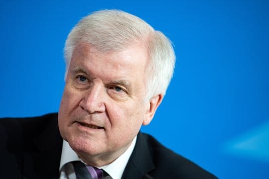 Horst Seehofer hatte zugesagt, dass Deutschland bis auf weiteres ein Viertel aller im zentralen Mittelmeer Geretteten aufnimmt.