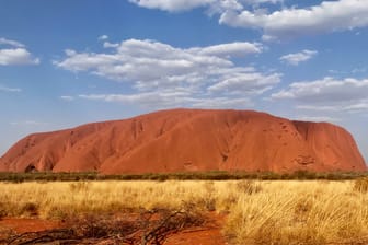 Uluru: Australiens "Heiliger Berg", der Uluru. Der Berg darf vom 26. Oktober 2019 an nicht mehr von Touristen bestiegen werden.