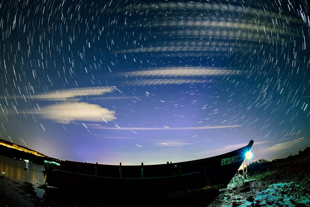 Sternschnuppe: Im Oktober kommt mit den Draconiden wieder ein Sternschnuppen-Schauer vom Himmel.