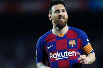 Lionel Messi: Der Argentinier traf per Freistoß zum 4:0.