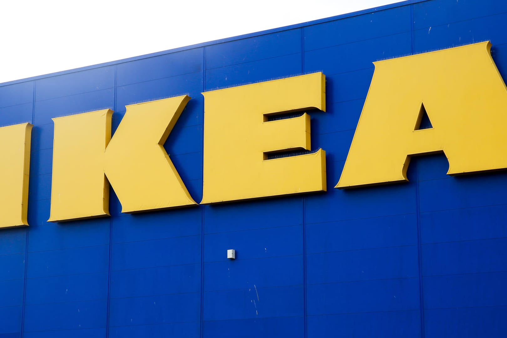 Ikea-Logo: Auch der Möbelhersteller ist von der Listerien-Verunreinigung in Wilke Wurstwaren betroffen.