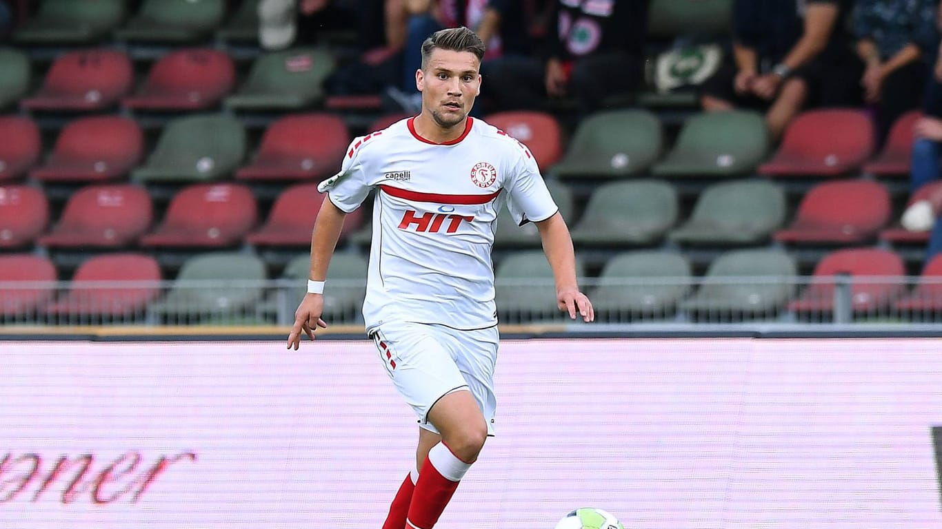 Alem Koljic: Der Abwehrspieler von Fortuna Köln hat sich eine Knieverletzung zugezogen.