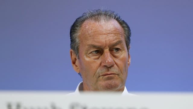 Nicht nur auf Schalke eine Trainer-Legende: Huub Stevens.