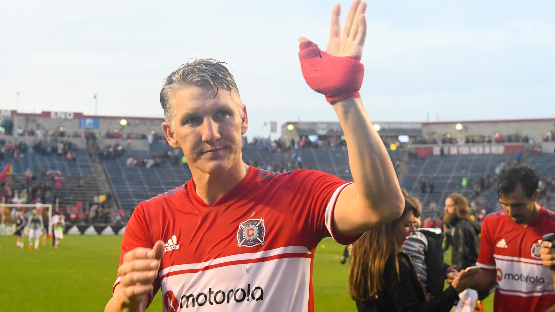 Ein ganz Großer tritt ab: Bastian Schweinsteiger hat sein Karriereende bekannt gegeben.