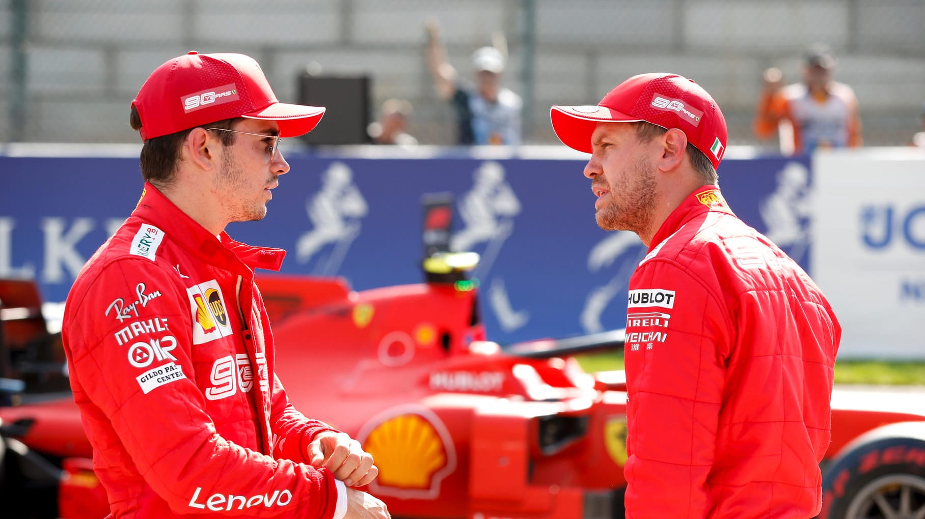 In Suzuka geht das Ferrari-Duell zwischen Leclerc und Vettel in die nächste Runde.