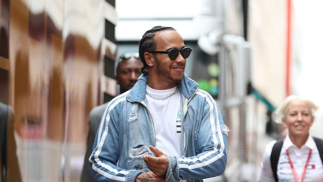 Ein smarter Typ: Lewis Hamilton wird geehrt.