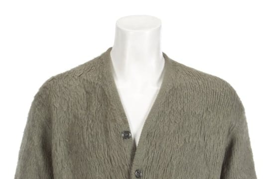 Die Strickjacke trug Kurt Cobain fünf Monate vor seinem Tod bei einer MTV-"Unplugged"-Session.