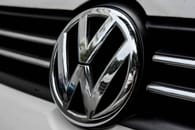 Zulassungs-Charts: VW verliert vier..