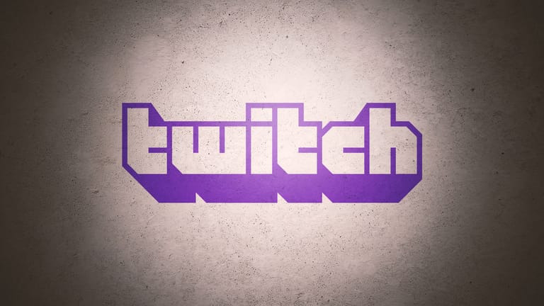 Das Logo von Twitch ist auf einer Wand zu sehen: Die Videoplattform ist vor allem für Gaming-Live-Streams bekannt.
