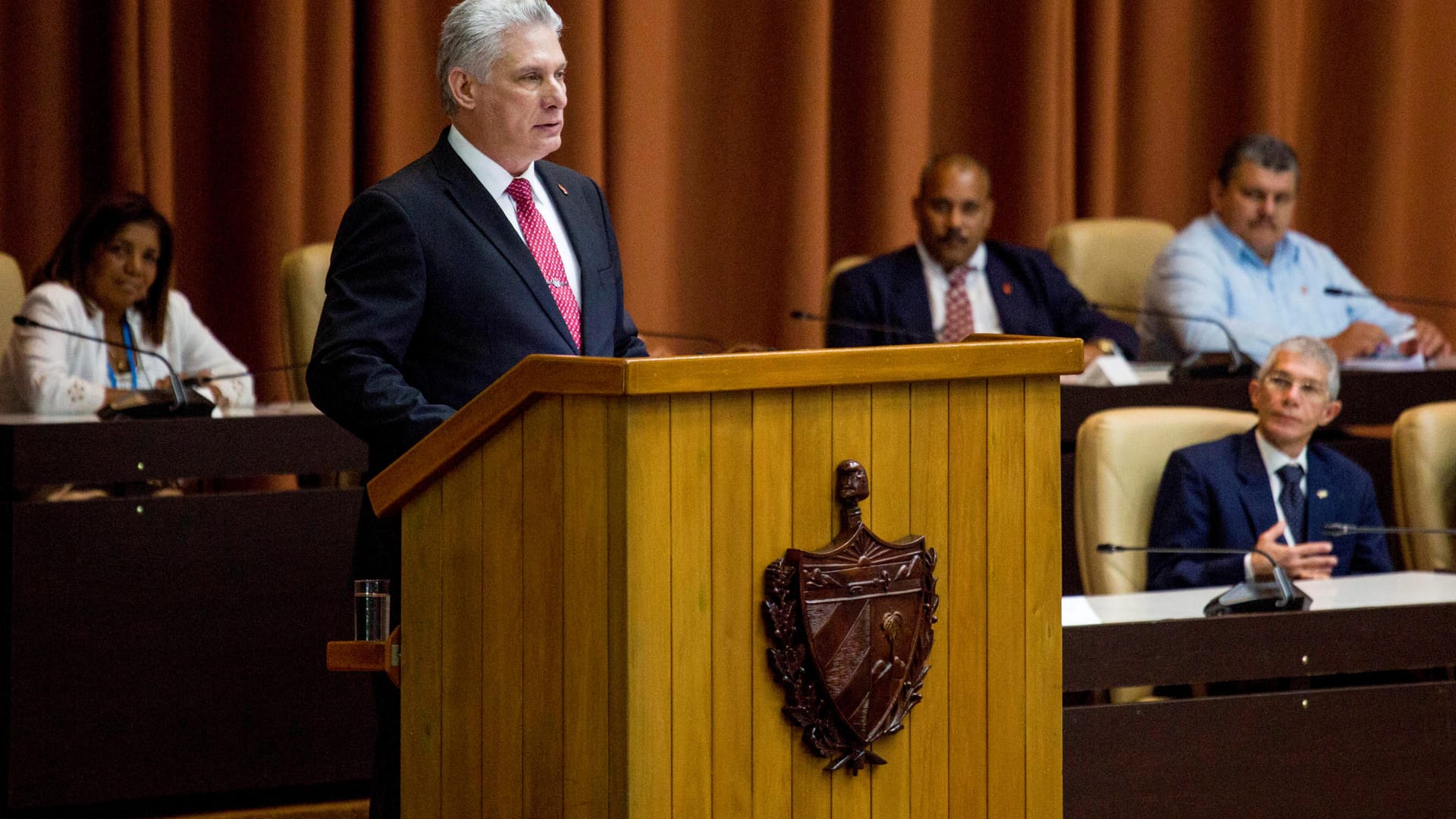 Miguel Diaz Canal: Das kubanische Parlament hat den bisherigen Staatsrats-Vorsitzenden zum neuen Präsidenten gewählt. Miguel Diaz Canal: Das kubanische Parlament hat den bisherigen Staatsrats-Vorsitzenden zum neuen Präsidenten gewählt.