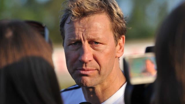 Hat weiter einen skeptischen Blick auf den VfB Stuttgart: Guido Buchwald. Hat weiter einen skeptischen Blick auf den VfB Stuttgart: Guido Buchwald.