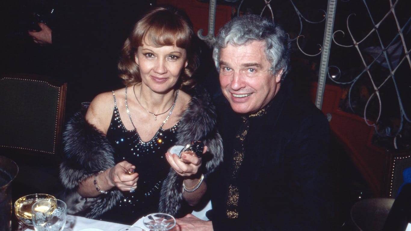 Liselotte Pulver und Helmut Schmid: Das Schweizer Schauspielerpaar war von 1961 bis zu seinem Tod 1992 verheiratet. Gemeinsam haben sie zwei Kinder bekommen.