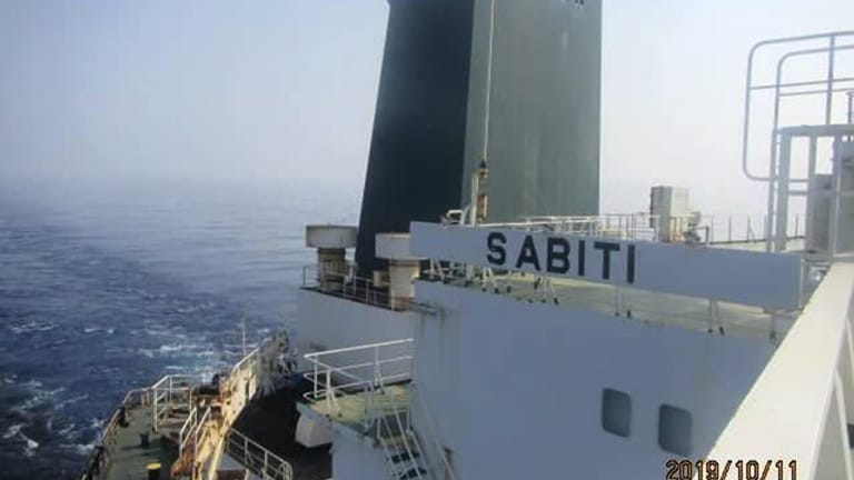 Im Roten Meer vor Saudi-Arabien ist es nach Angaben des iranischen Ölministeriums zu einer Explosion auf dem iranischen Öltanker "Sabiti" gekommen.