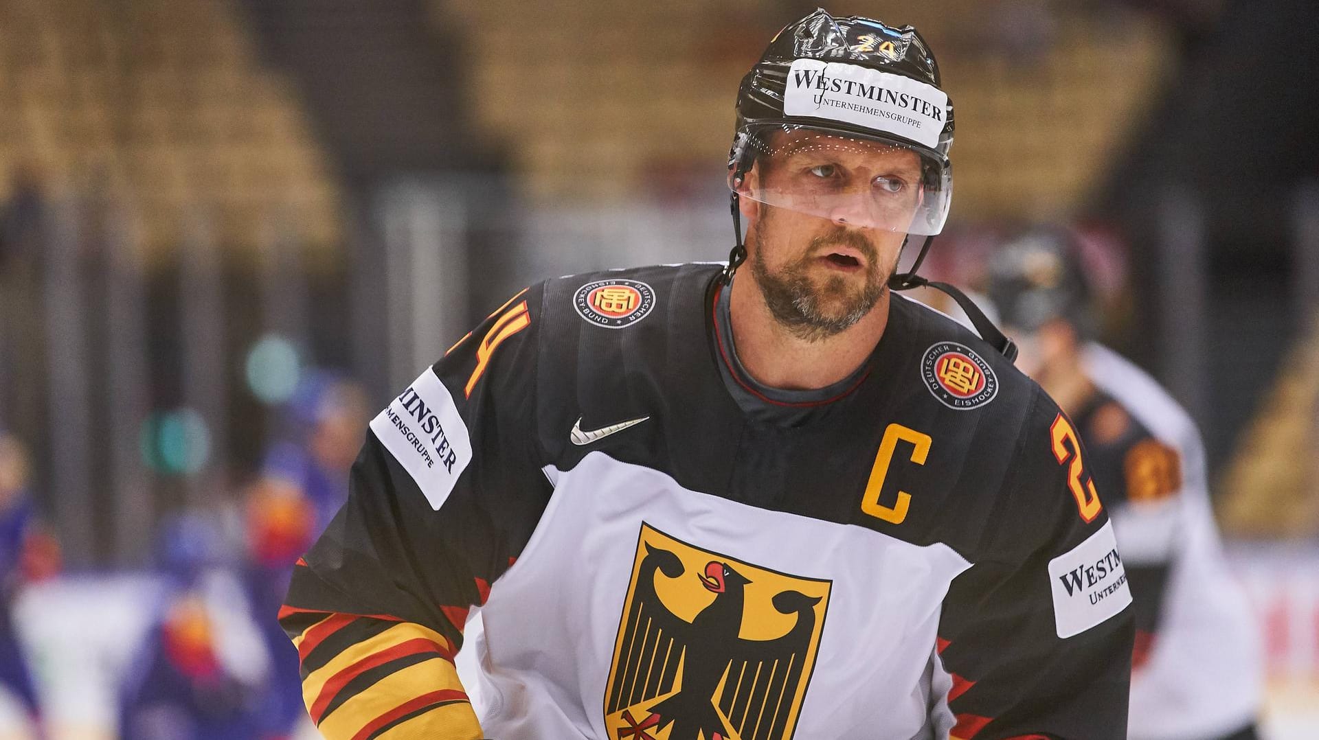 Dennis Seidenberg: Der deutsche Routinier steuert auf sein Karriereende zu.