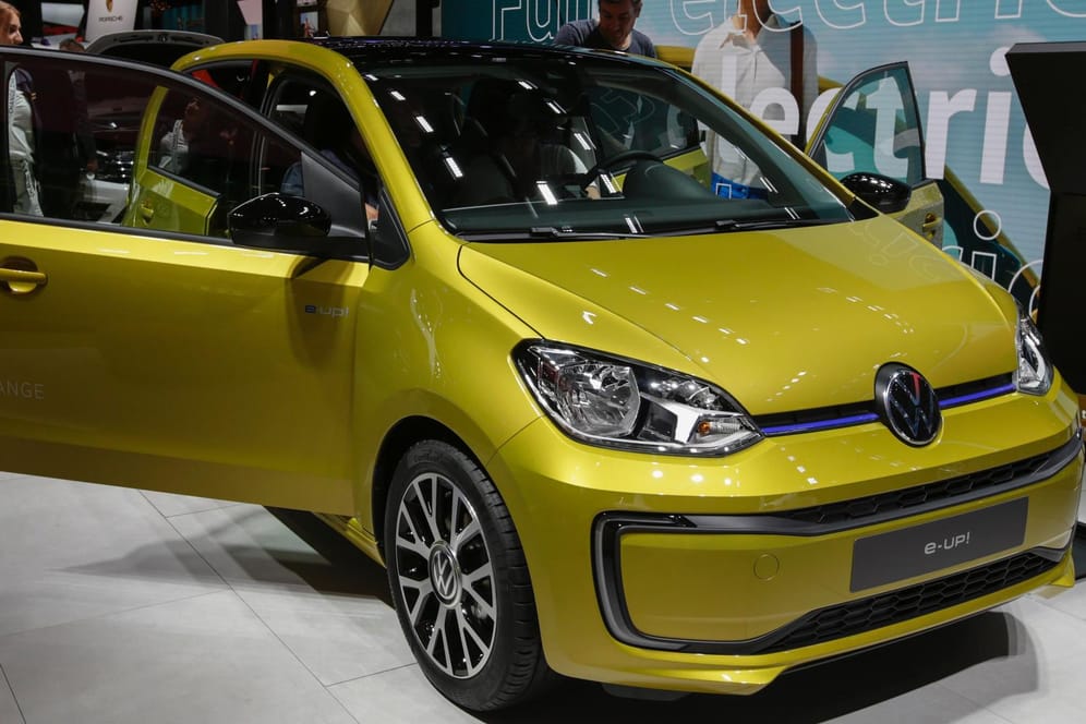 VW auf der Automesse IAA in Frankfurt/Main: E-Autos sollen erschwinglicher werden.