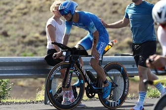 Schwarzer Tag für Patrick Lange: Beim Ironman auf Hawaii musste der Titelverteidiger beim Radfahren aufgeben.