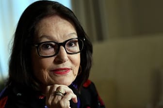 Nana Mouskouri: Die Sängerin wird bald 90 Jahre alt.