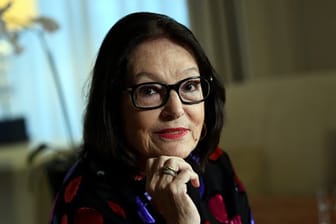 Nana Mouskouri: Die Sängerin wird bald 90 Jahre alt.