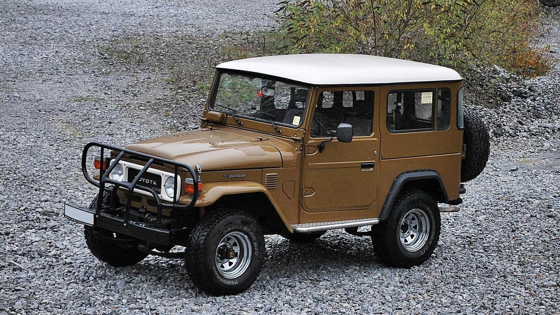 Toyota Land Cruiser: Er ist einer der wenigen echten Geländewagen, die – immer wieder modernisiert – bis heute vom Band laufen.