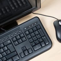 Computer-Tastatur und Maus: Wie gut kennen Sie sich mit der Entstehung moderner Rechner aus?